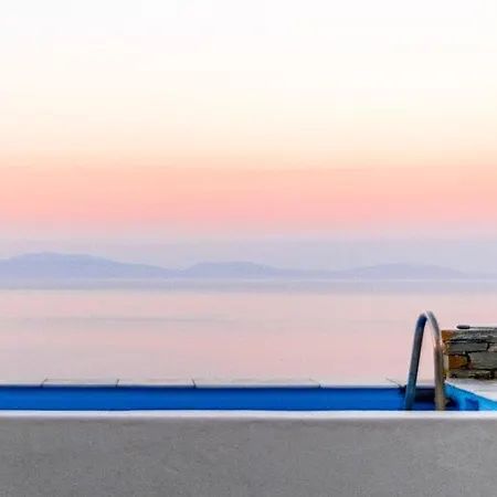 Villa With Pool In Kea *